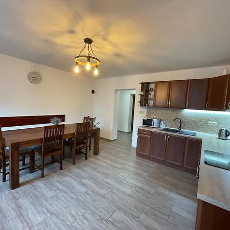 Apartment Kamenak